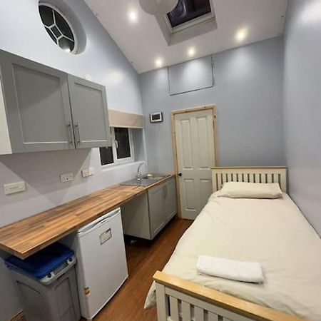 Cosy Quiet Single Studio Merton  Ngoại thất bức ảnh